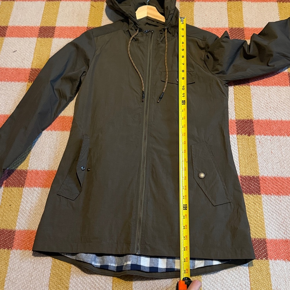 Utility Hooded Jacket in Olive Green - Picture 5 of 5